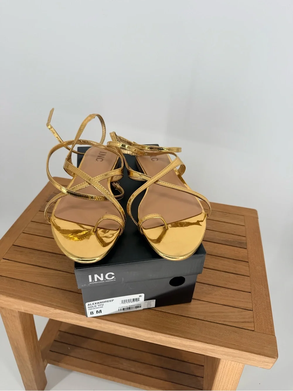 New INC International Concepts ALEXANDREEP Gold Strappy Sandals SIZE 8